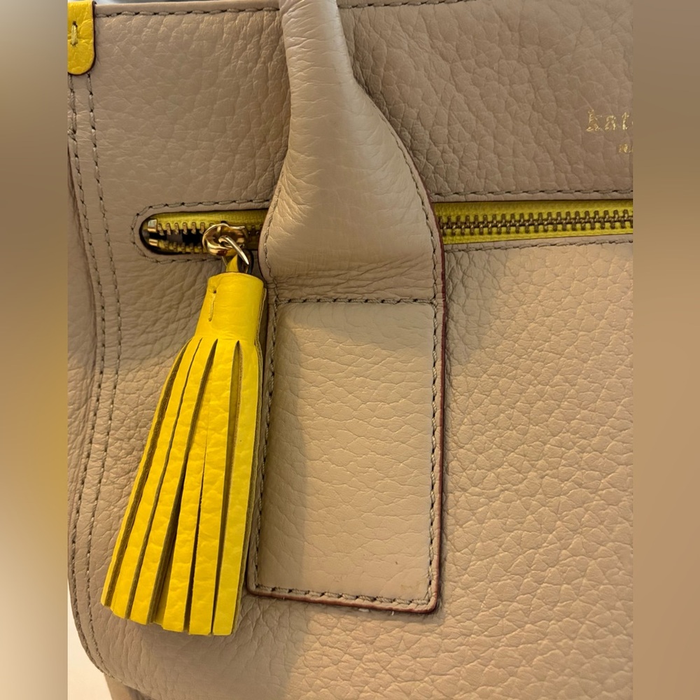 Kate Spade Southport Avenue Large Leather Tote - Picture 3 of 16